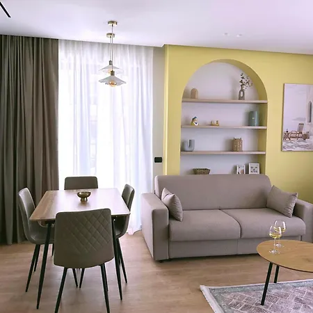 Marina Luxury * Shëngjin