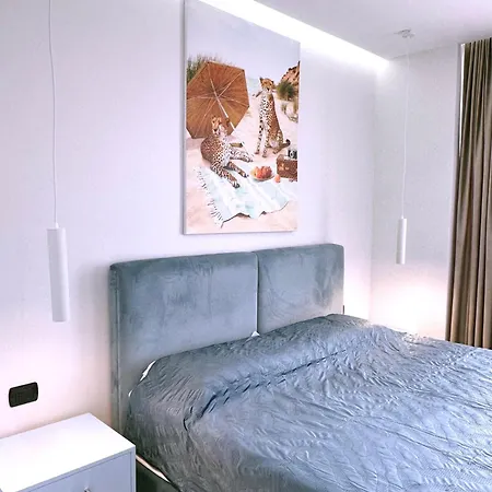 Marina Luxury