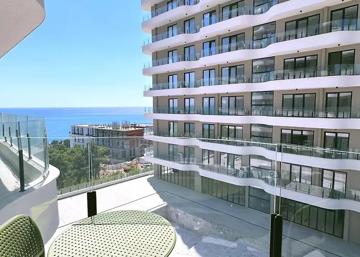 Marina Luxury *